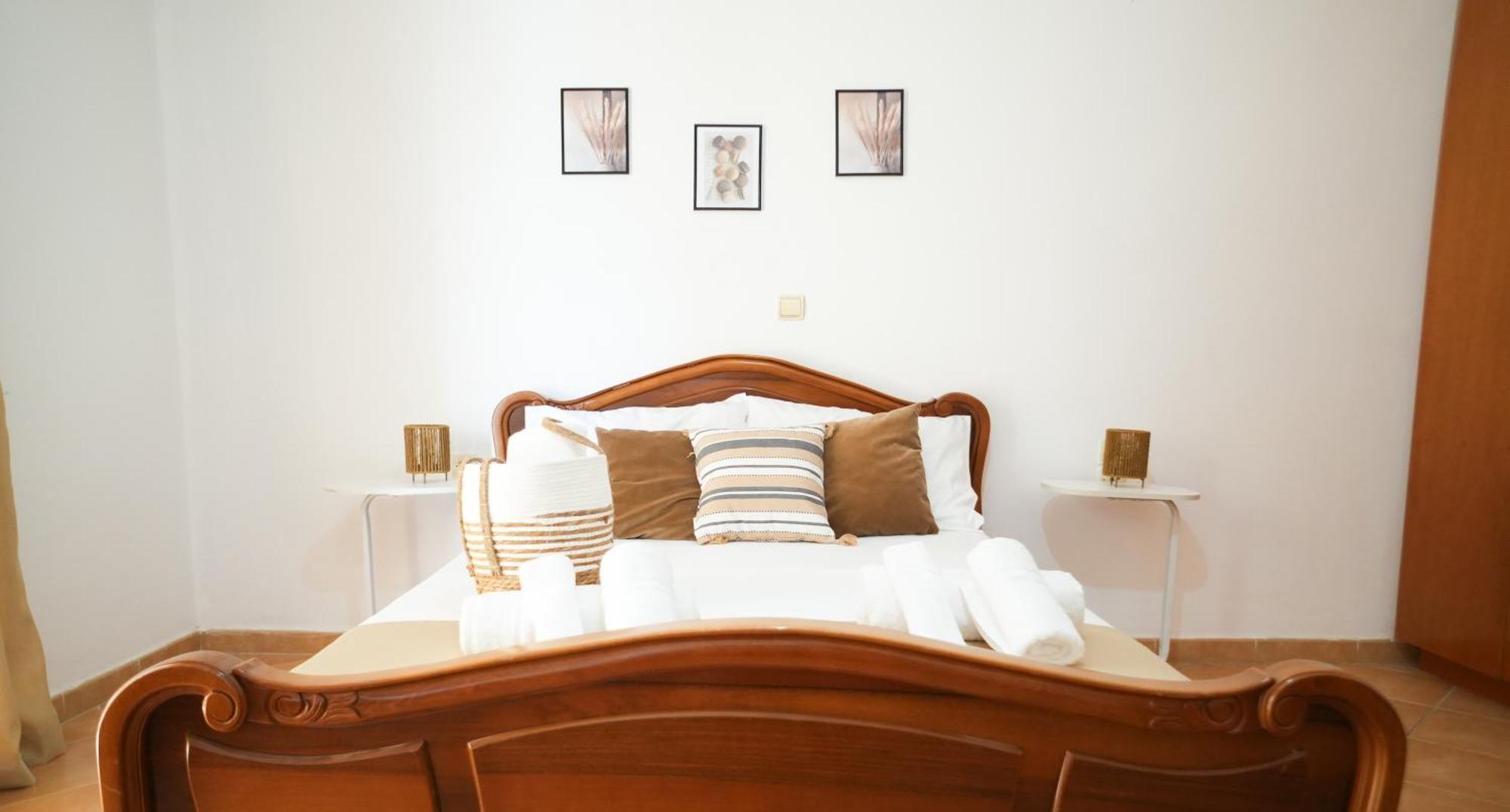 Saranda Waterside Apartments Ngoại thất bức ảnh