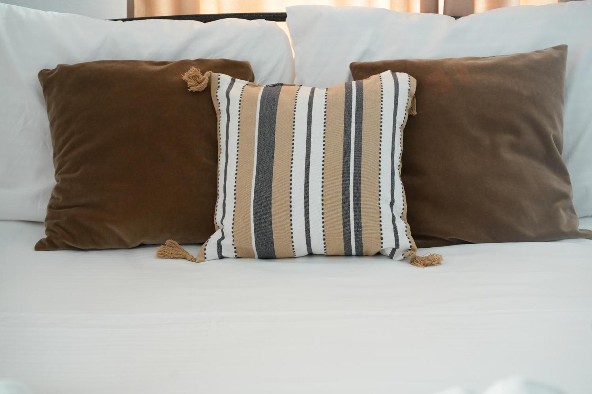 Saranda Waterside Apartments Ngoại thất bức ảnh