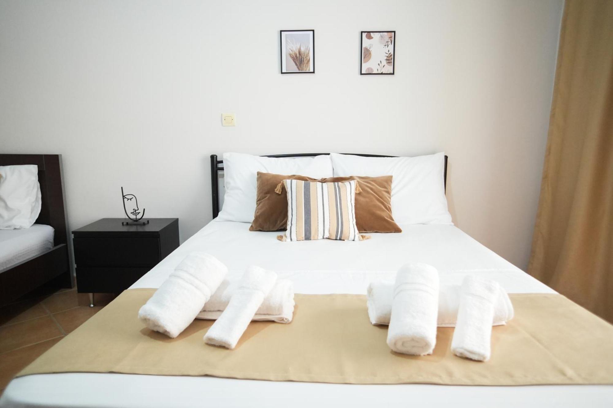 Saranda Waterside Apartments Ngoại thất bức ảnh